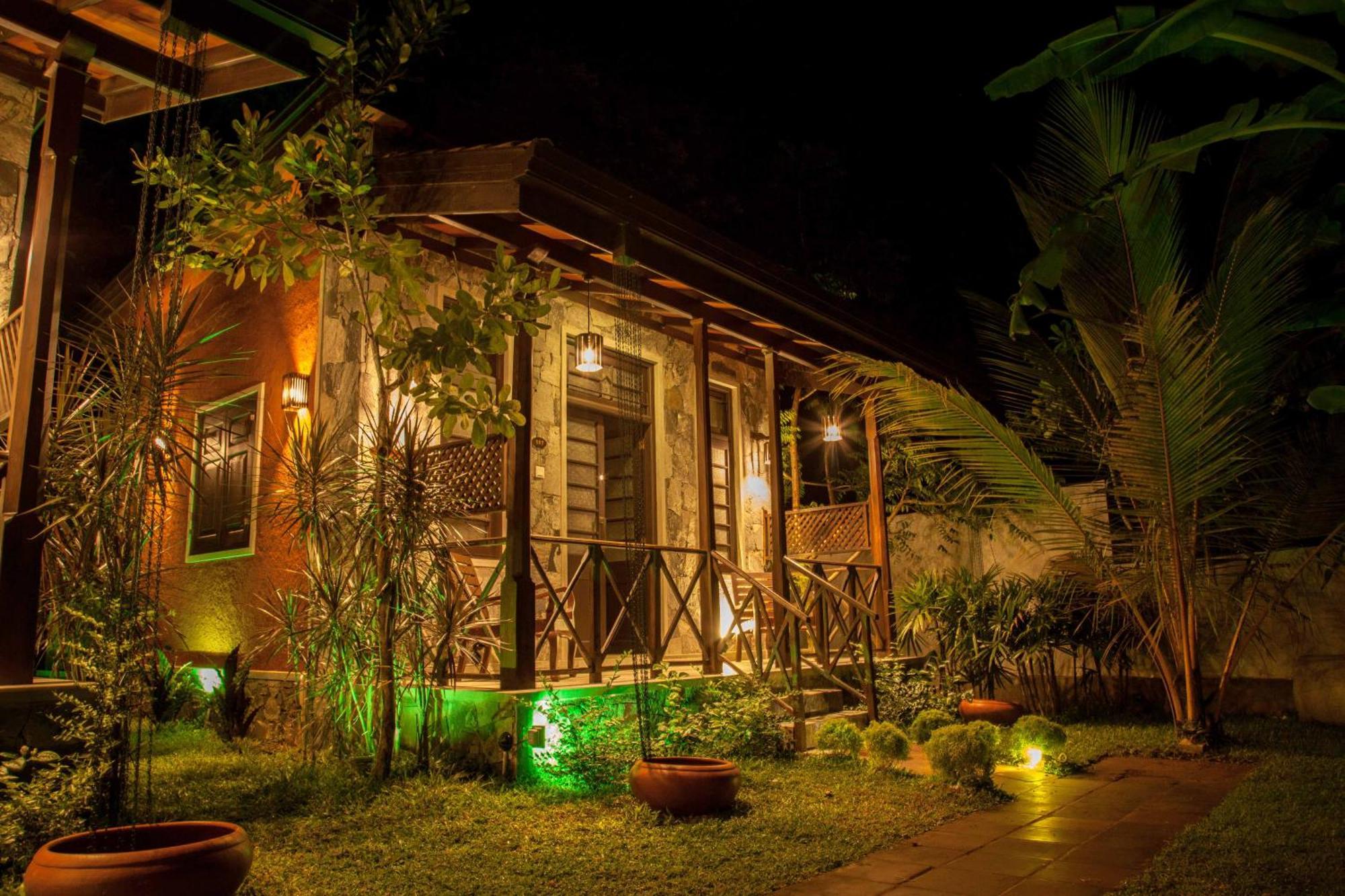 Villa Pinnawala Ngoại thất bức ảnh
